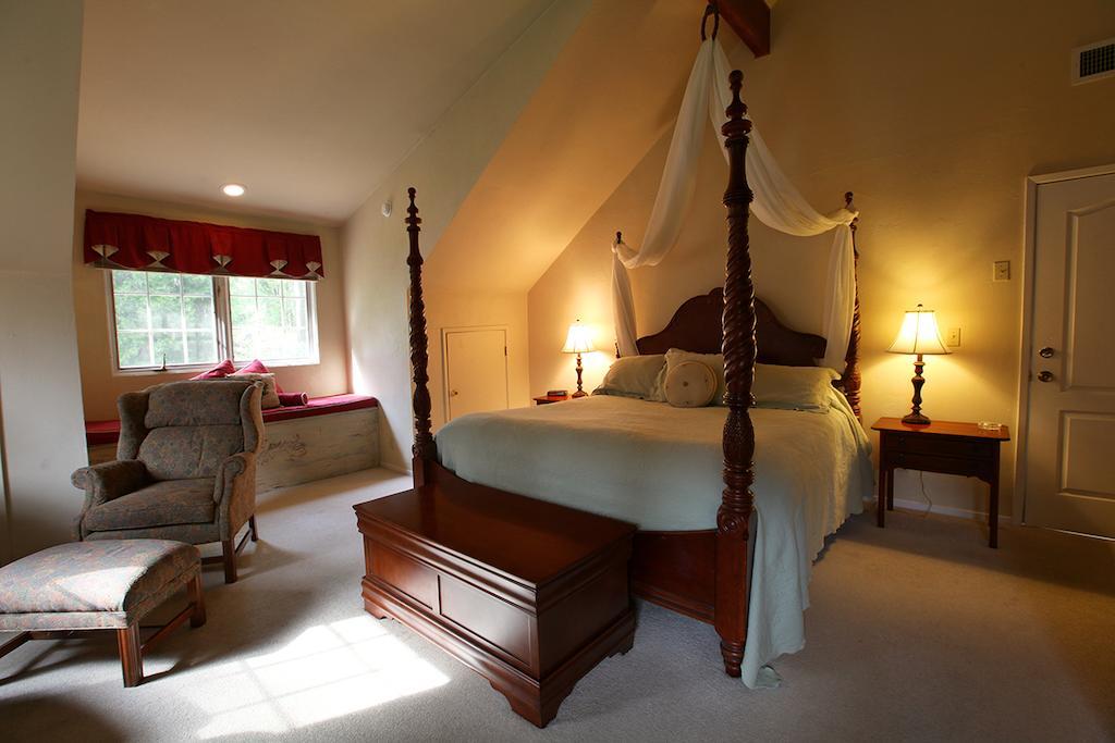 Highland House Bed And Breakfast Mariposa Rum bild
